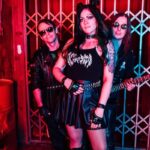 «Into the Fire» de Neon Black Dreams: Un Himno Explosivo de Pasión y Reflexión