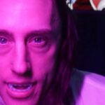 Manic Year Nos Lleva al Límite con su Nuevo Sencillo “Too Much Truth”