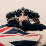 YUNGBLUD LANZA UN HIMNO A LA CULTURA BRITÁNICA ‘LOVESICK LULLABY’