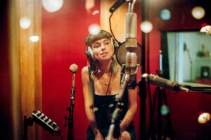 Flore Benguigui & The Sensible Notes