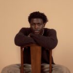 MON ROVÎA presenta su álbum debut ‘Bloodline’