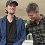 Vinyl Floor regresa con energía retro y optimismo en su nuevo sencillo “I’m on the Upside”