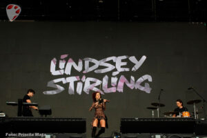 LINDSEY STERLING 8