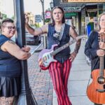 Tinfoil revive fantasmas y memorias con su álbum “Memento Mori”, un viaje sonoro que desafía etiquetas y celebra la narrativa musical