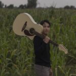 Ulises Máiz emociona con “Mamá Papá”, una carta musical a los sueños, la infancia y la familia