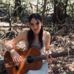 Ginevra Benettini debuta con “Dew”: un viaje sonoro entre caos interior, metamorfosis y esperanza