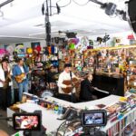 Alex Ferreira hace historia en NPR Music con su Tiny Desk Concert junto a Silvana Estrada